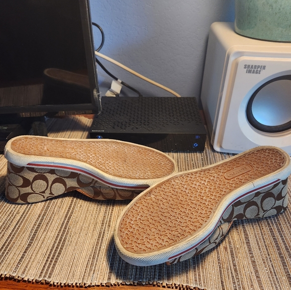 Coach wedge - Picture 3 of 3